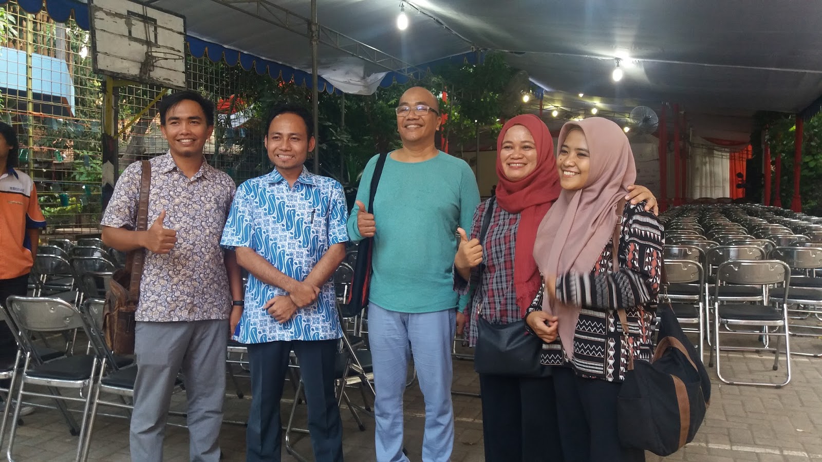 Terbaik Pertanyaan Diskusi Tentang Hubungan Sekolah Dengan