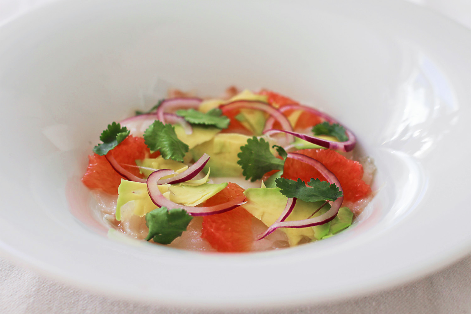 Ceviche vom Skrei/Kabeljau/Winterkabeljau mit Pink Grapefruit, gehobelter Avocado und Limette | Arthurs Tochter kocht. Der Blog für Food, Wine, Travel & Love von Astrid Paul Ceviche vom Skrei/Kabeljau/Winterkabeljau mit Pink Grapefruit, gehobelter Avocado und Limette | Arthurs Tochter kocht. Der Blog für Food, Wine, Travel & Love von Astrid Paul