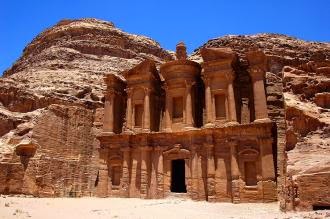 تعريف السياحة