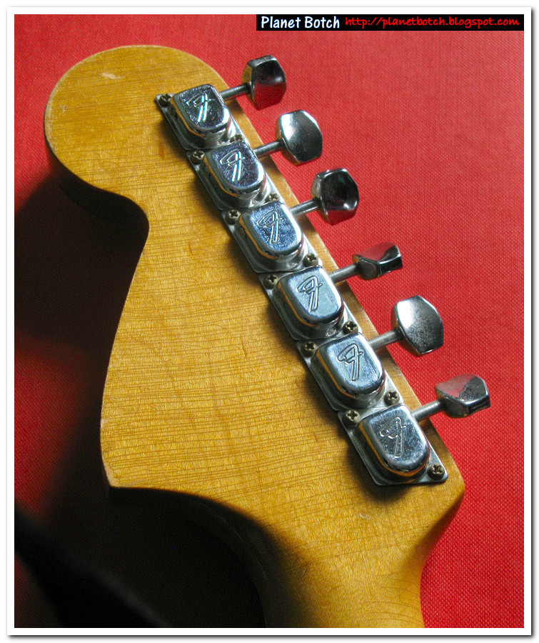 1960s Fender 'F'-branded tuners