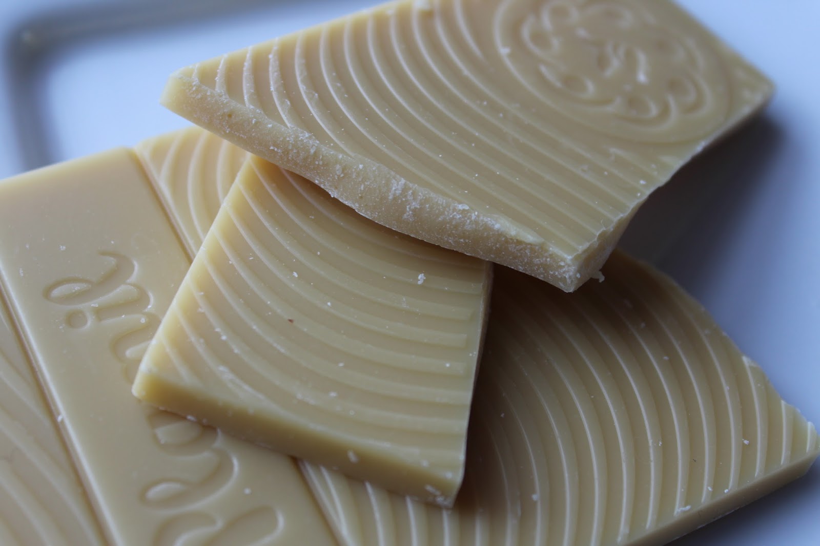 Plamil So Free Organic White Chocolate Alternative