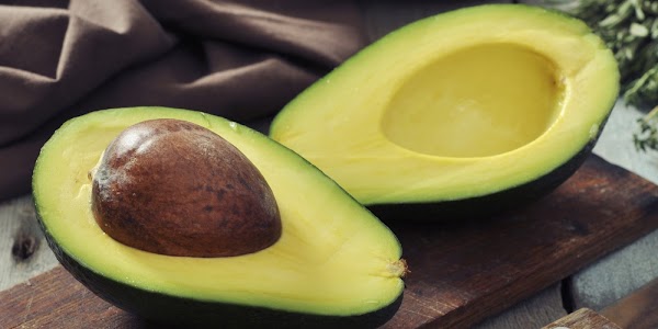 Roban aguacates en Nueva Zelanda para venderlos en el mercado negro Roban aguacates en Nueva Zelanda para venderlos en el mercado negro