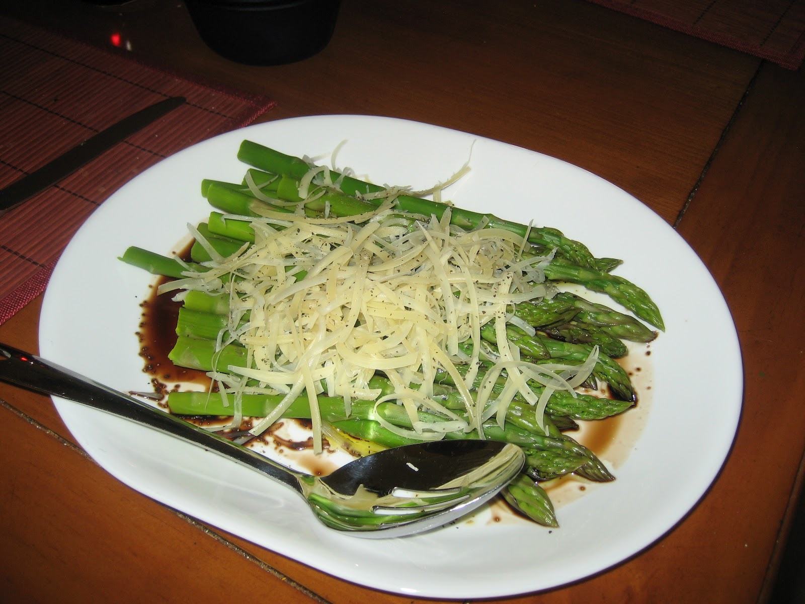 four and twenty blackbirds baked in a pie: filet of roast beef