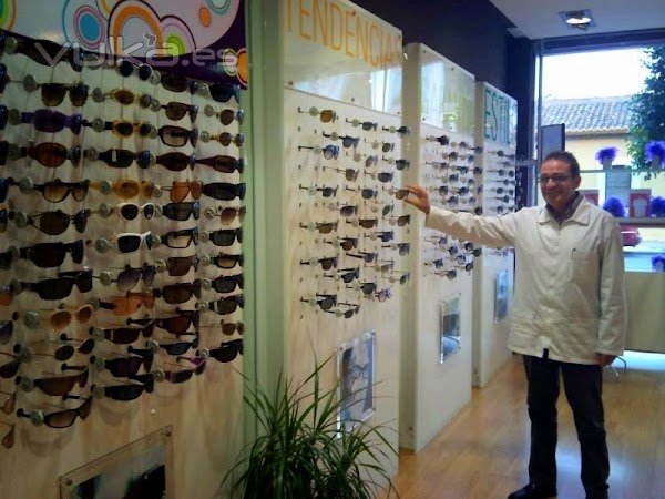 COMO ABRIR SU TIENDA DE OPTICA, IDEAS DE NEGOCIO. COMO ABRIR SU TIENDA DE OPTICA, IDEAS DE NEGOCIO.