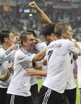 Германия пребори Португалия с гол на Марио Гомес 