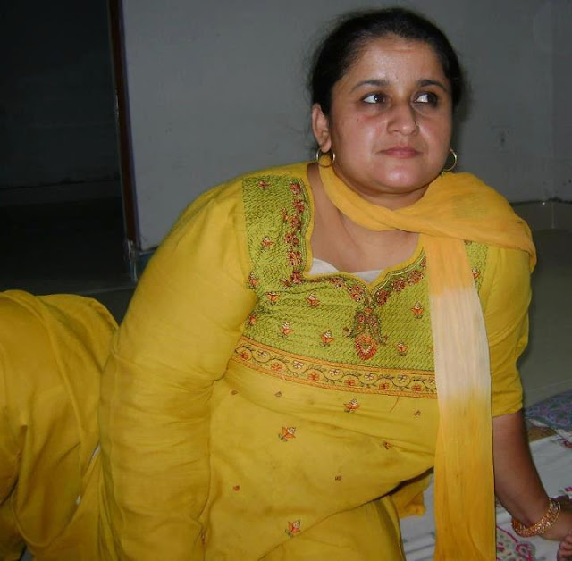 Beautiful Hot And Fat Aunties Photos Hd Free Download
