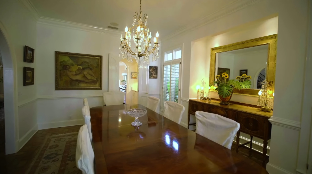 23 Photos vs. 2020 Dixon Lane, St Simons, GA vs. Beachfront Home Interior Design Tour