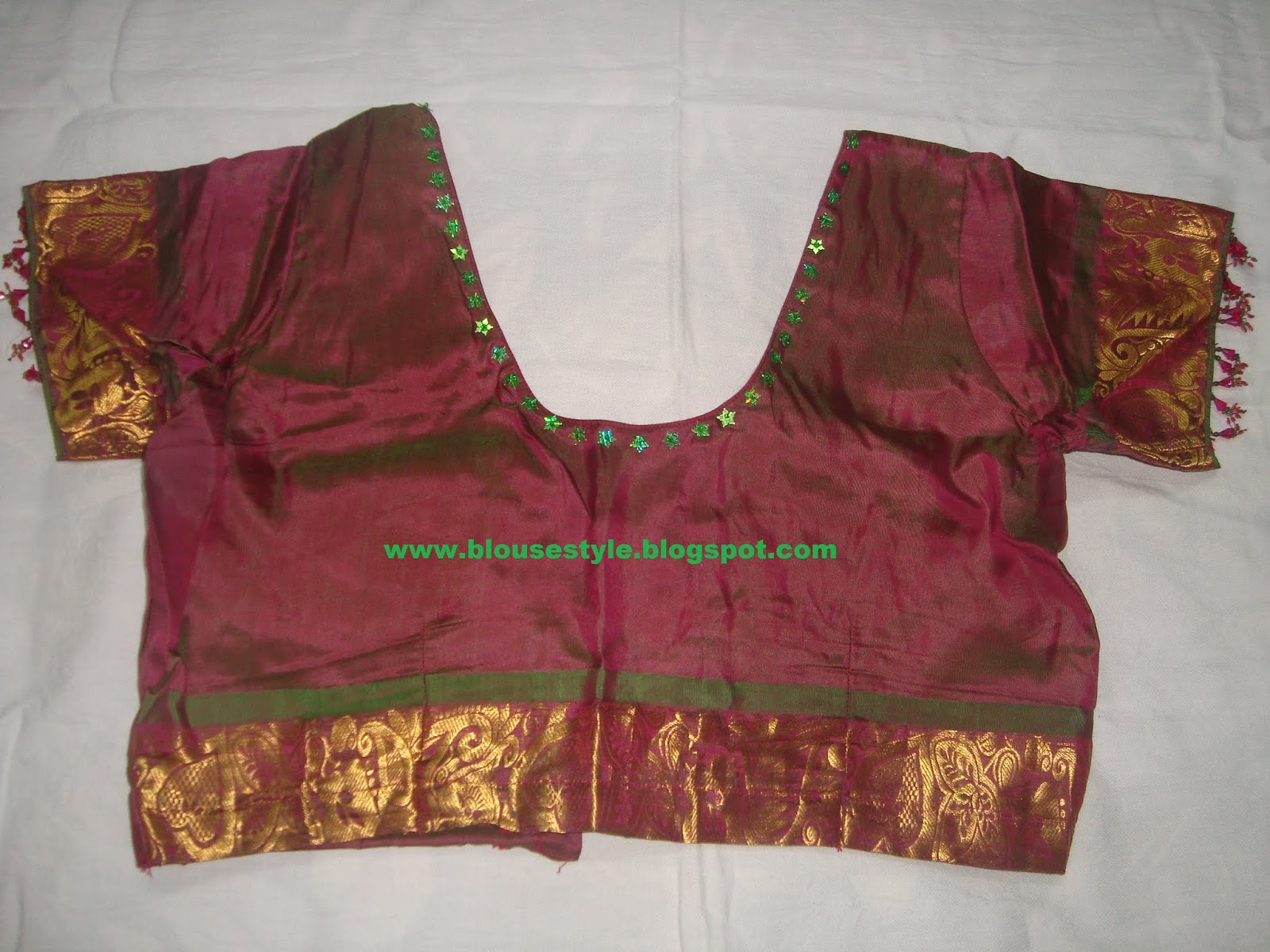 chinna pillala blouse designs