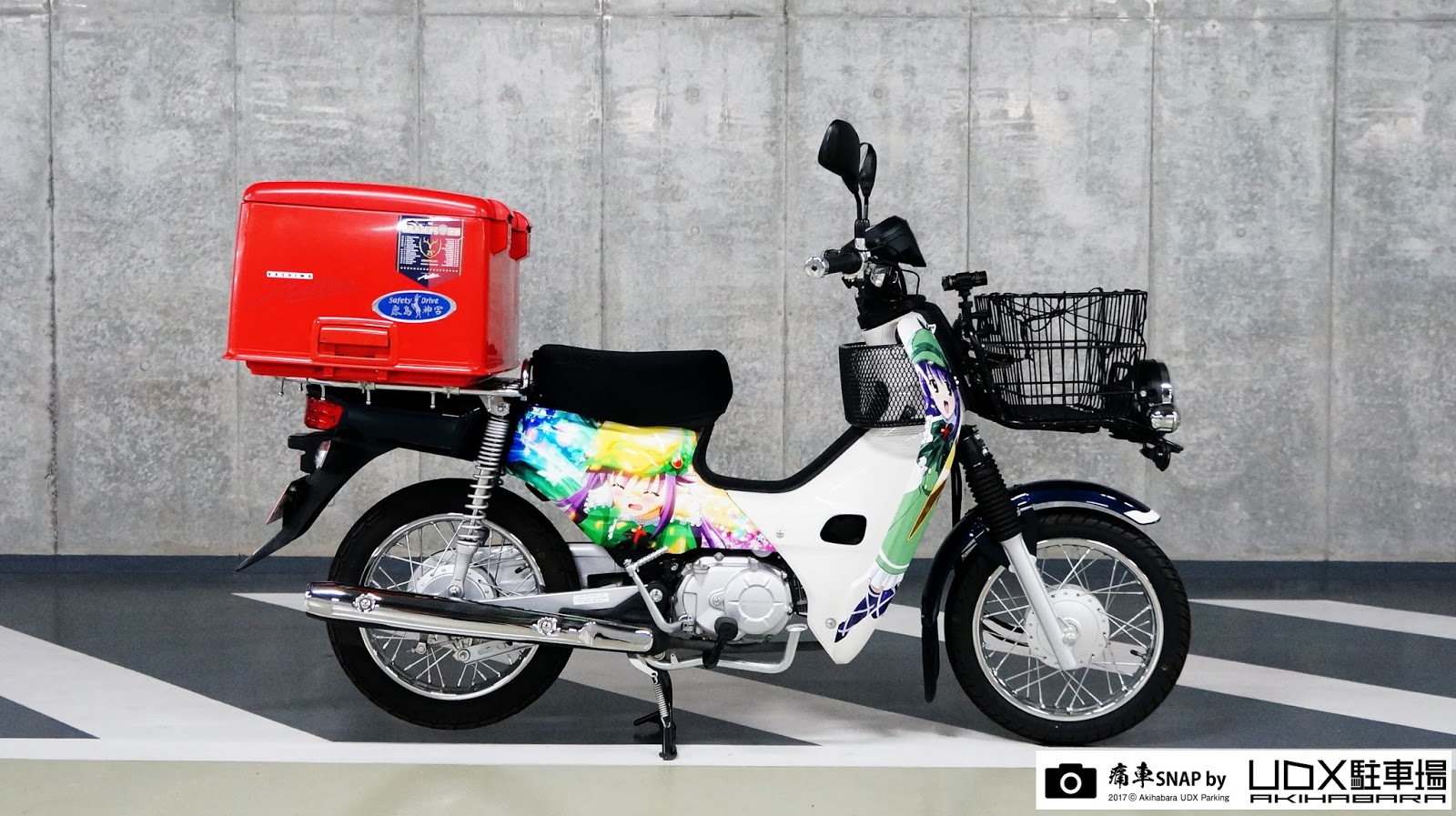 痛車 痛単車 カスタムバイク紹介 秋葉原udx駐車場ブログ 秋葉原udx駐車場 痛単車snap No 3590 きさちはさん 神奈川県 ミルキィホームズ エルキュール バートン仕様 Honda スーパーカブプロ Ja10