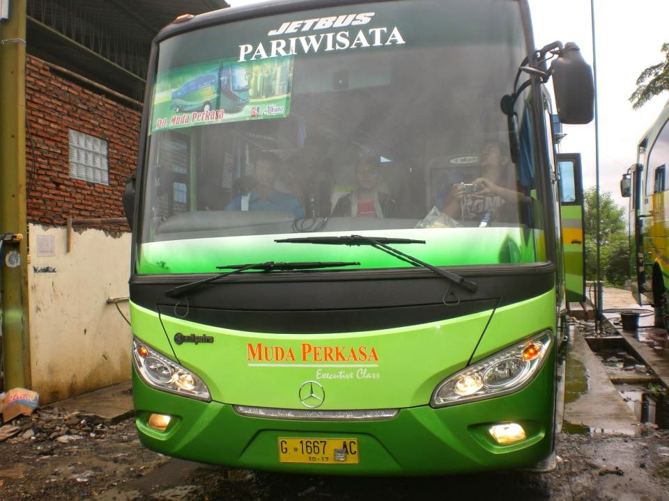 Muda Perkasa: Mengaspal Jalan Pariwisata Pekalongan dengan Armada Modern dan Layanan Prima