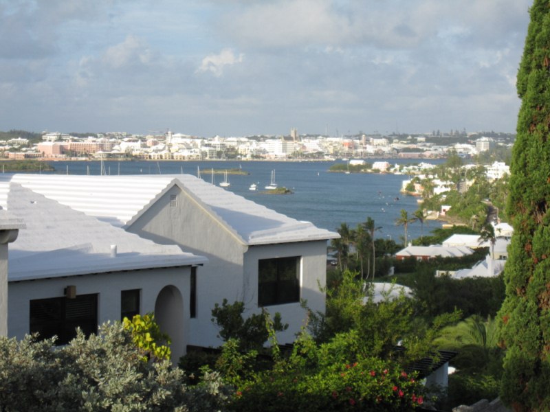 Bermuda Home on The Rock January 2013