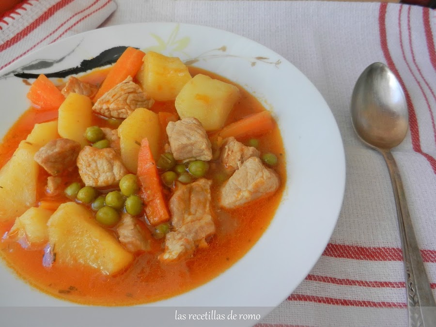 "Estofado de magro de cerdo con patatas"