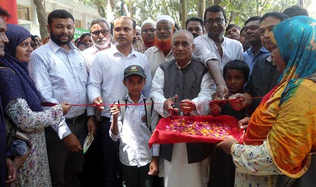 Three-day fruit tree fair inaugurated in Bakshiganj বকশীগঞ্জে তিন দিন ব্যাপি ফলদ বৃক্ষ মেলার উদ্বোধন