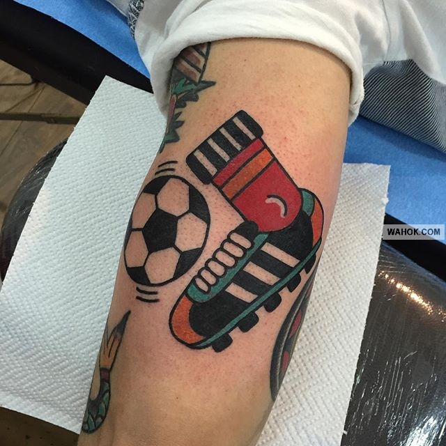 Gambar Tattoo 3D Logo Sepak Bola Dan Soccer Football Amerika Serta Club Gambar Tato Keren Simpel, Tato Terbaru Di bagian Vital,Tato tulisan keren di tangan, tato terbaik dunia paling popular, tato batik barong, tato didada cewek, tato cewek seksi, tato jepang, cina, india, gambar tattoo malaikat