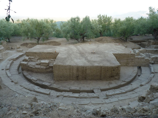 Archaeologists unearth ancient theatre of Thouria, in Messinia Archaeologists unearth ancient theatre of Thouria, in Messinia