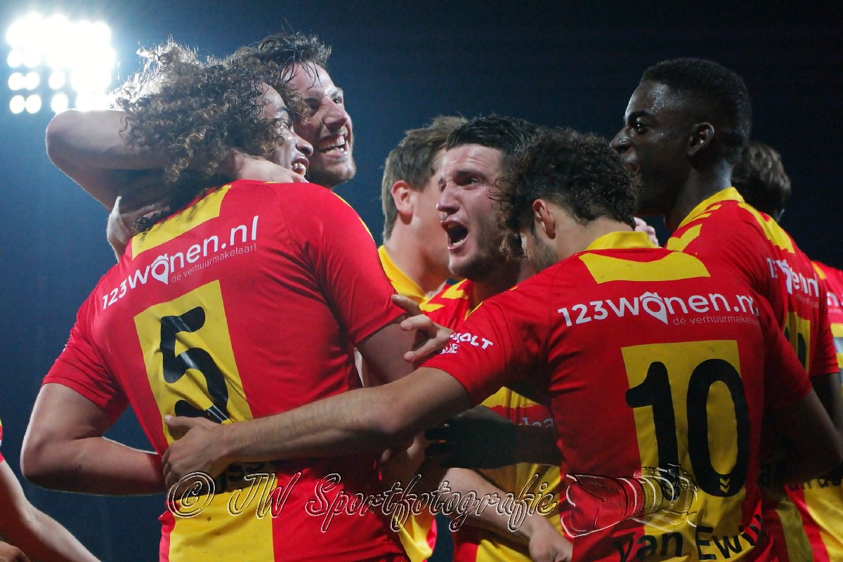 ©JW Sportfotografie Foto's Go Ahead Eagles FC Volendam ©JW Sportfotografie Foto's Go Ahead Eagles FC Volendam