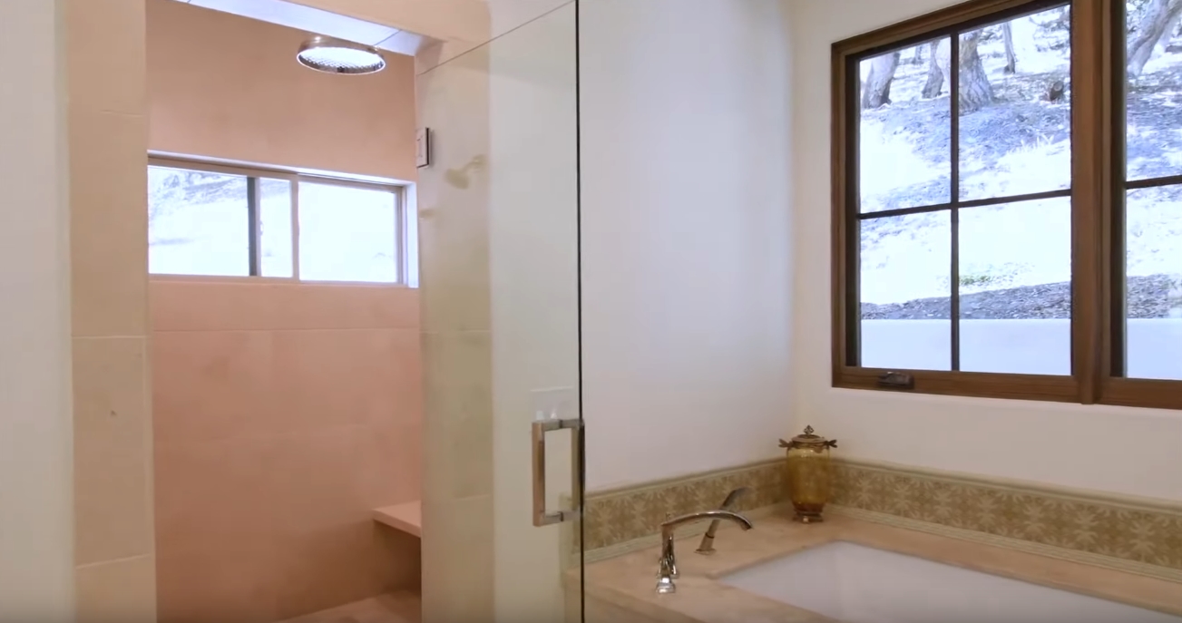 12 Photos vs. 605 Belavida Rd, Monterey, CA Home Interior Design Tour