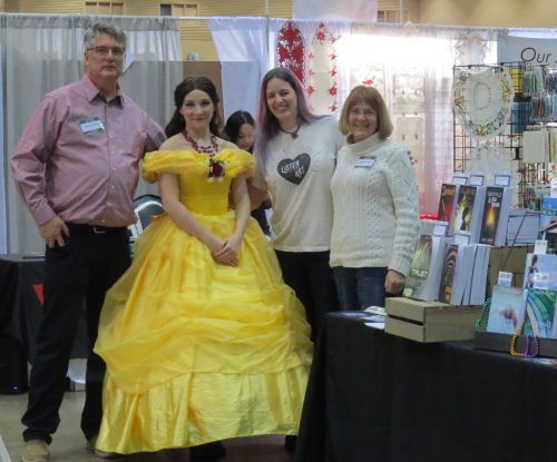 lady dressed as southern belle