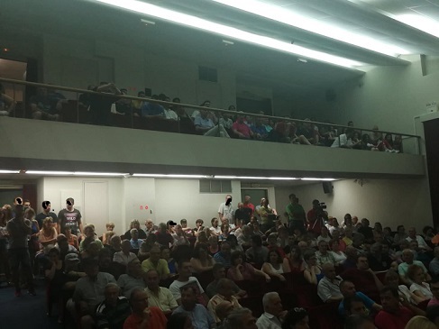 Αποτέλεσμα εικόνας για αμφισσα μετεγκατασταση ρομα αντιδρασεις