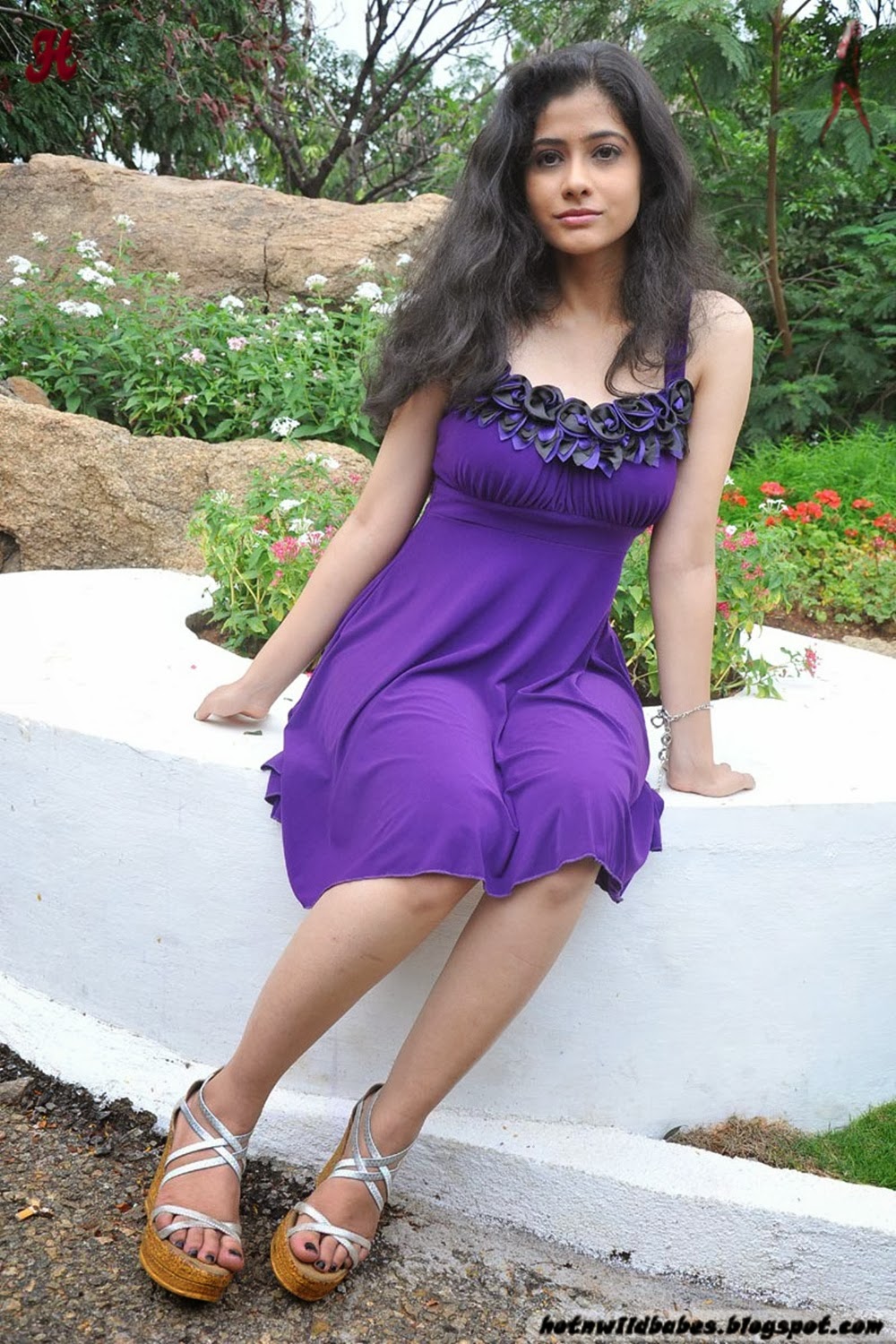 Kasmeera Flaunting Her Figure In Purple Mini Gown Hot N