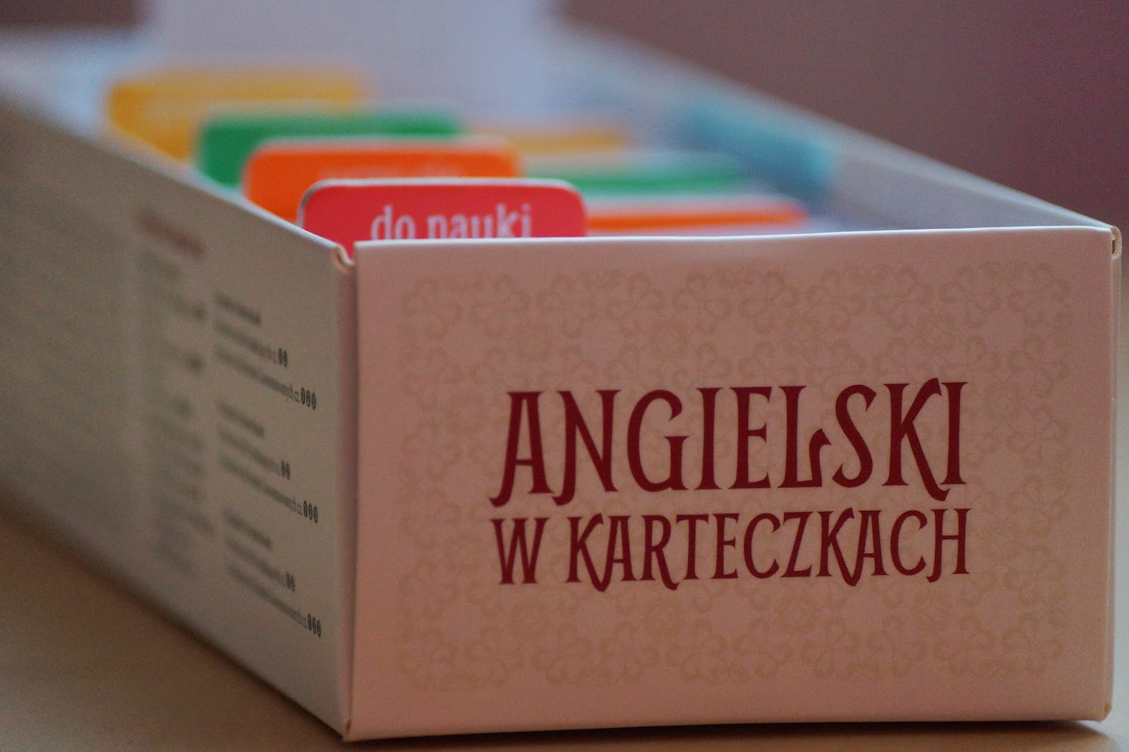 Ania Zapisała W Notesie Angielskie Słówka Na 6 Karteczkach Angielski w Karteczkach (Słownictwo dla Średnio Zaawansowanych cz. 2