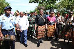 Tjahjo Kumolo Kunjungi Masyarakat Perbatasan Sota Merauke