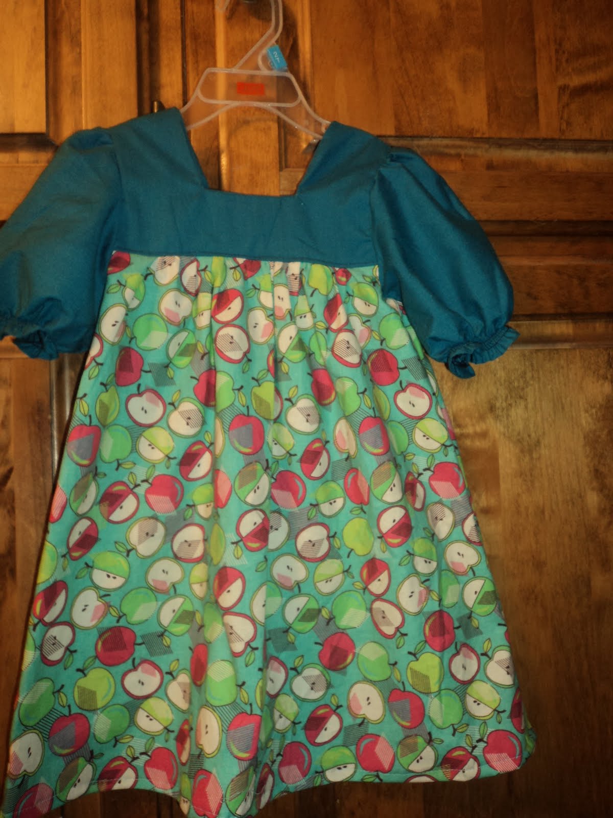 The apple picking dress - The Crafting Fiend
