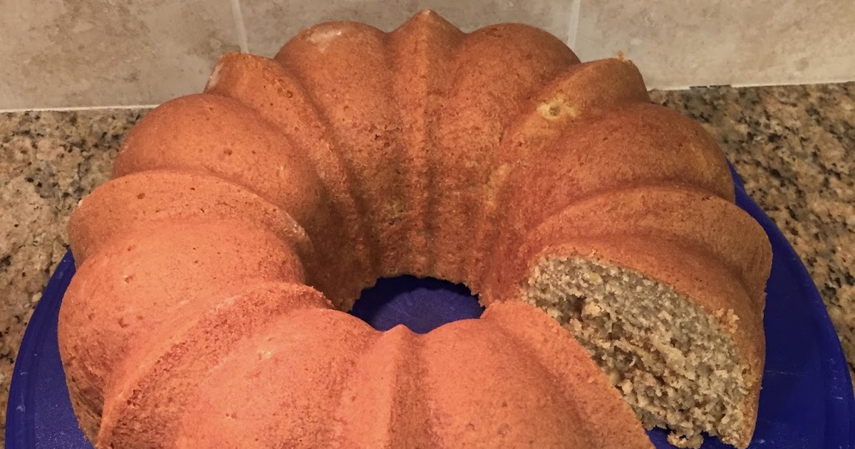 Lines from Lauri: Zucchini Bread in a Bundt Pan