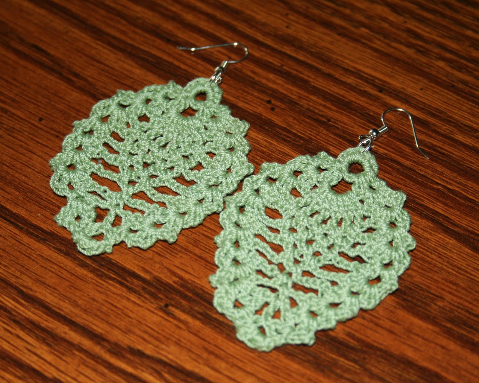 tampa-bay-crochet-free-crochet-earring-tutorials