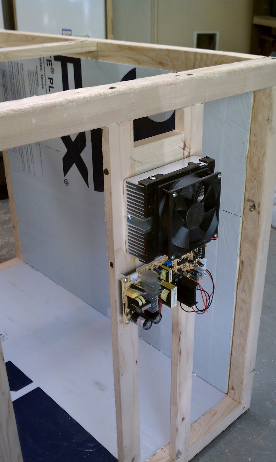 A Brewer's Education Peltier Thermoelectric Fermentation Chamber