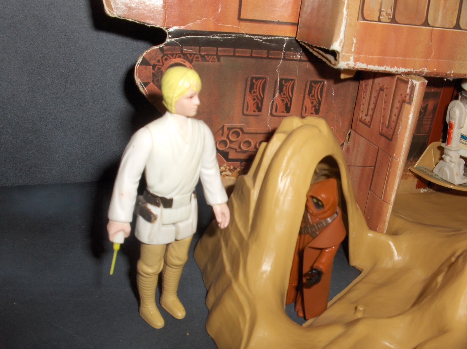 Vintage Kenner Star Wars Toys Land of the Jawas Action Playset