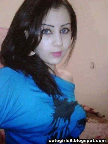 Mazurkiewicz recommends best of Amateur girls self pics Bukovac recommends Mother shows daughter to fuck