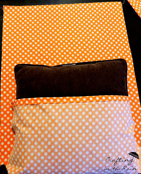 Easy pillow cover at Crafting in the Rain