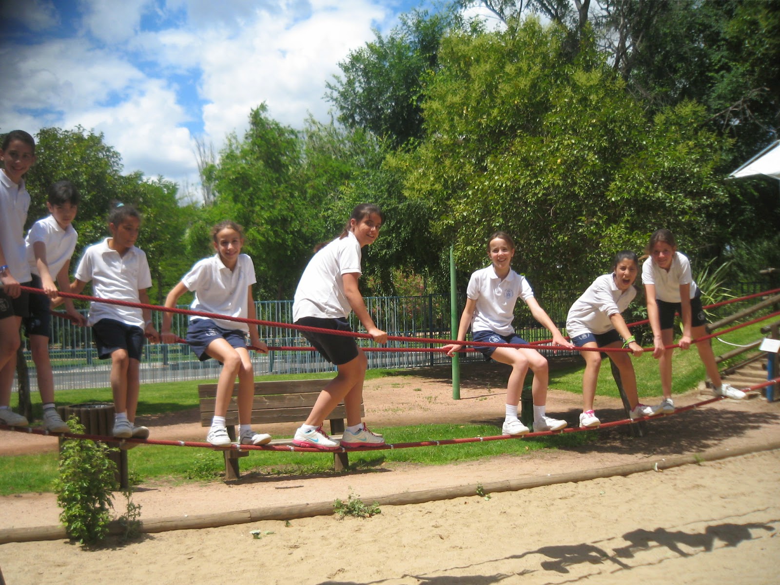 Colegio concertado Nuestra Señora de Lourdes Carmona EXCURSIÓN ZOO de Córdoba y CIUDAD DE LOS