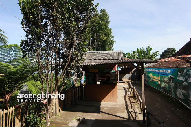 air terjun jumog karanganyar