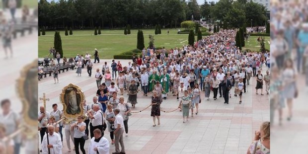 1ª. Peregrinação Nacional do Rosário reúne 8 mil na Polônia