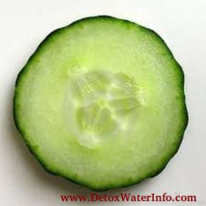Cucumber lemon water to lose weight in belly