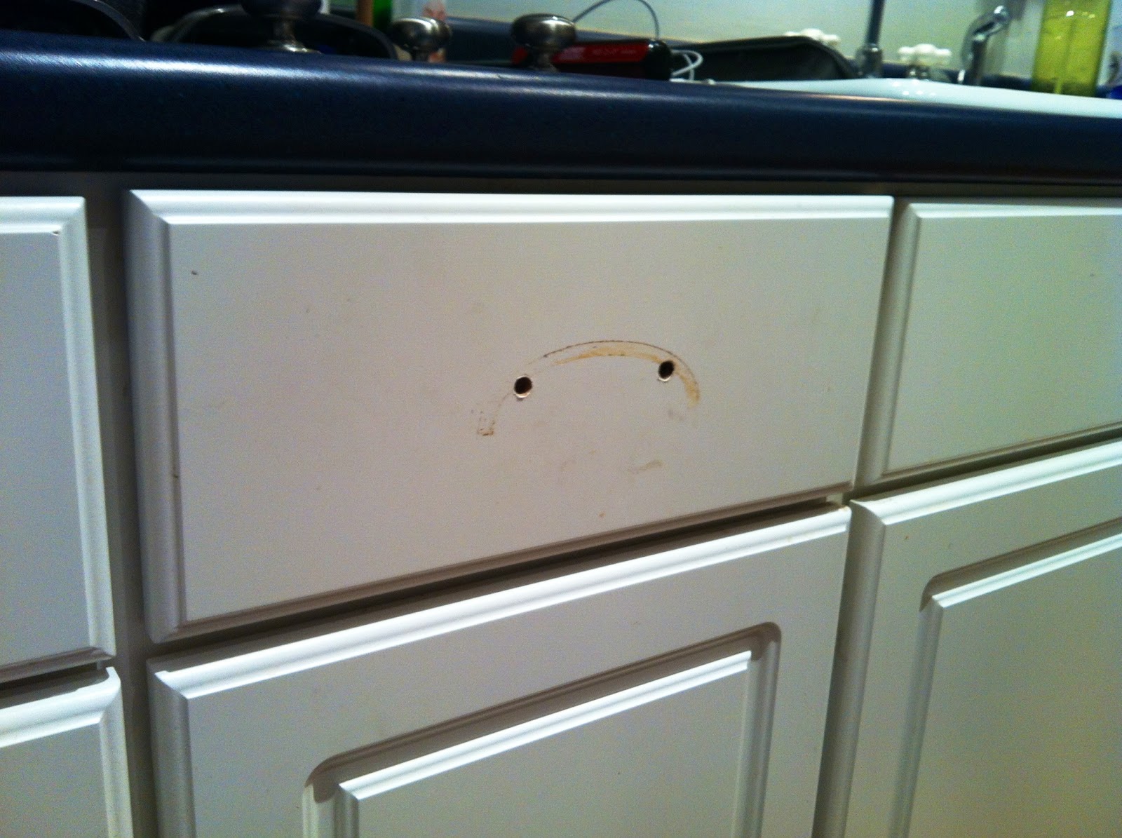 live. dress. create. kitchen knobs makeover