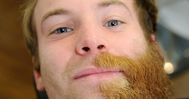 Козья борода. Длинная козлиная бородка. Козлячья борода. Борода Козлячья бородка.