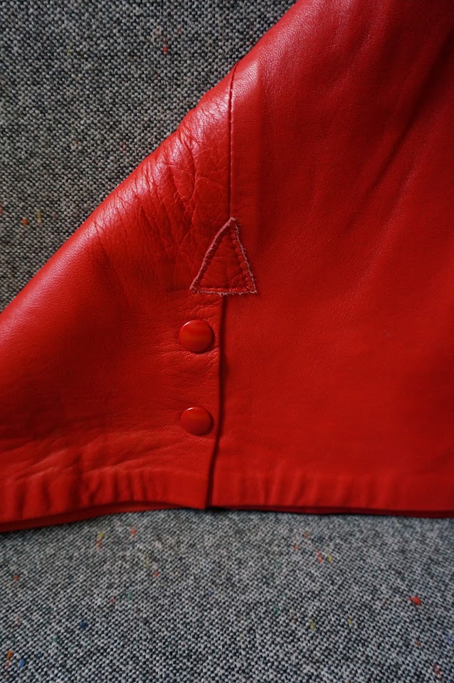 vintage 80s vermillon leather skirt pencil jupe crayon cuir rouge années 80 1980s