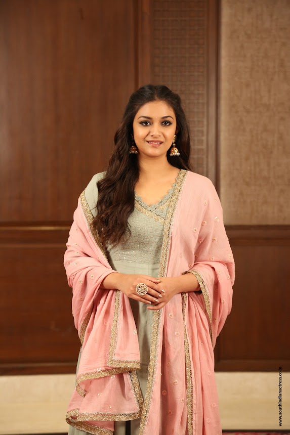 Keerthy Suresh at Sandakozhi 2 interview
