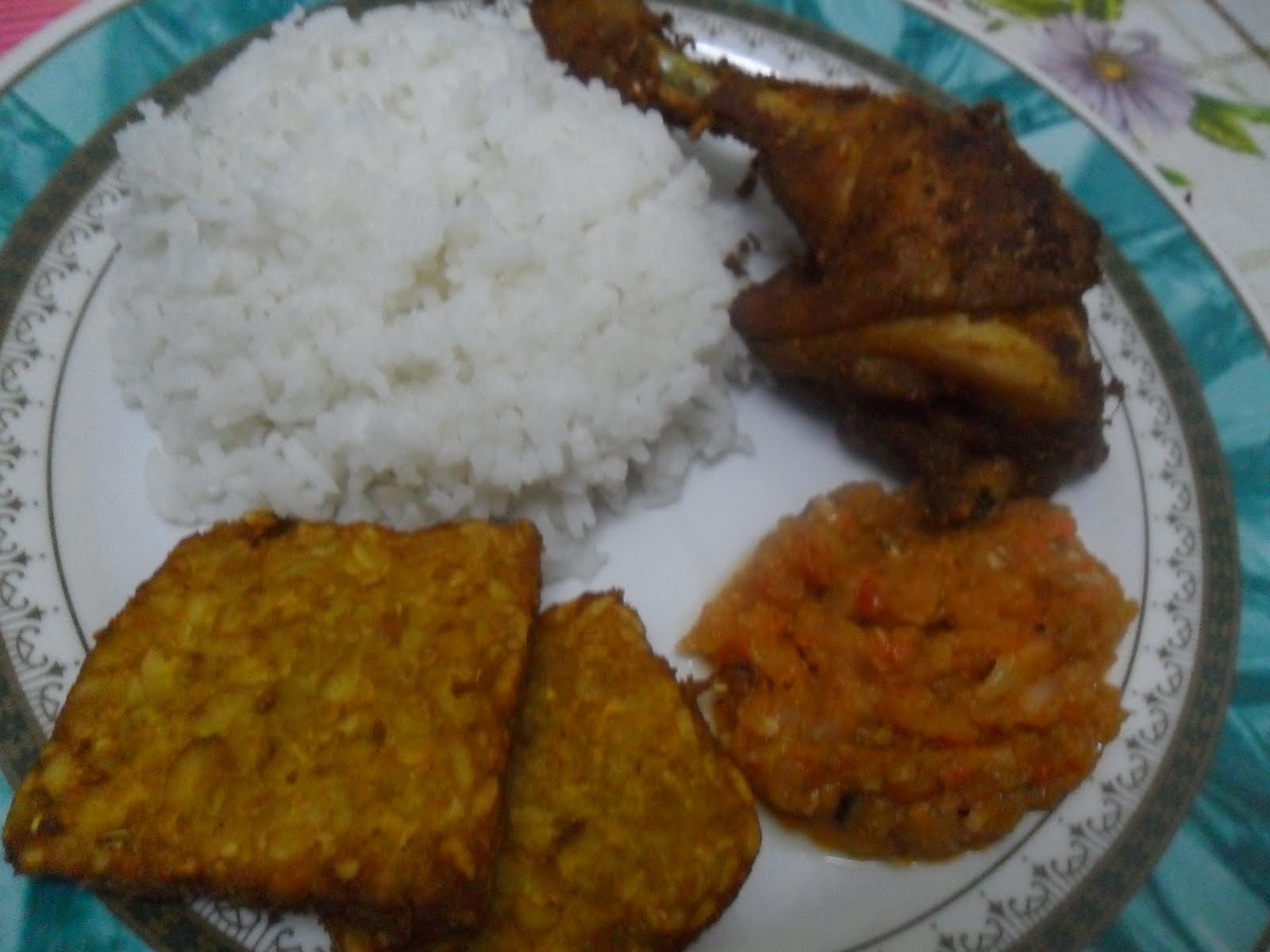 DUNIA KECIL KITA .: Nasi ayam penyet