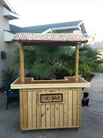 tiki bar con pallets de madera