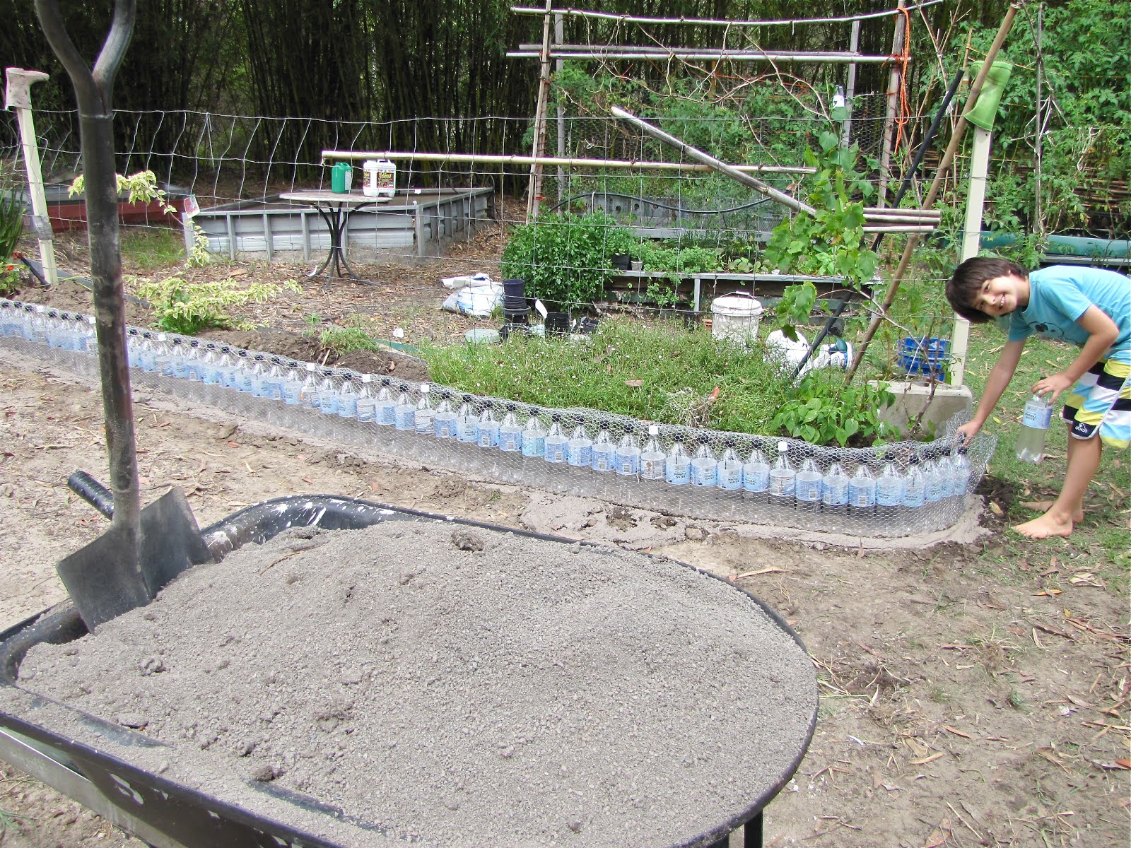 Recycled Plastic Bottle Garden Edge