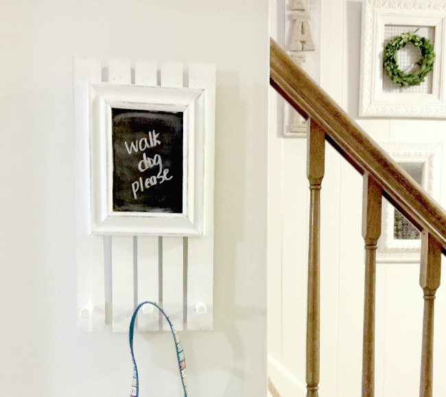 DIY Chalkboard Peg Hooks