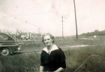 Clémentine Desgroseilliers in Blue Water Ontario 1948