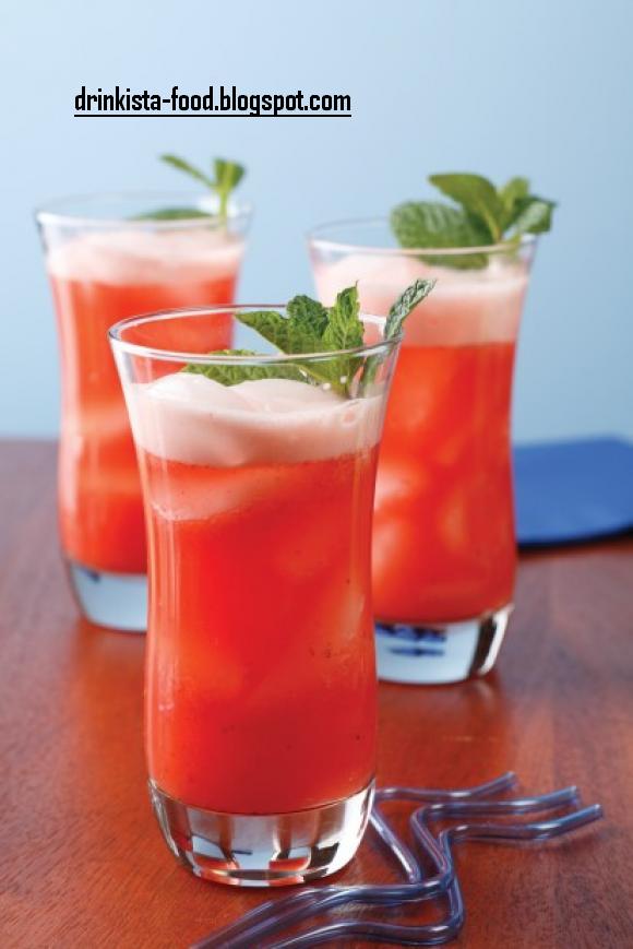 STRAWBERRY SPARKLE Recipe Mixer's Drink