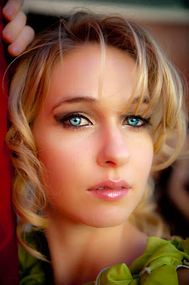 How to Change Eye Color in Photoshop