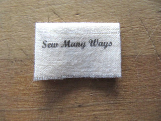 Sew Many Ways...: Make Your Own Handmade Fabric Labels...