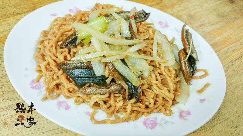 永康美食|台南炒鱔魚麵|鱔魚意麵、豬肝湯、麻油腰子必吃